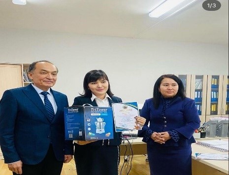 «АБЫРОЙЛЫ ҰСТАЗ: Ұстаздық еткен жалықпас үйретуден балаға» байқауы