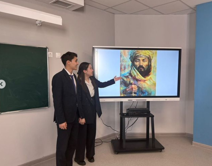 5-10 сыныптар арасында “Бейбарыс сұлтанның ерлігі! ” тақырыбында бірыңғай тәрбие сағаты өткізілді.