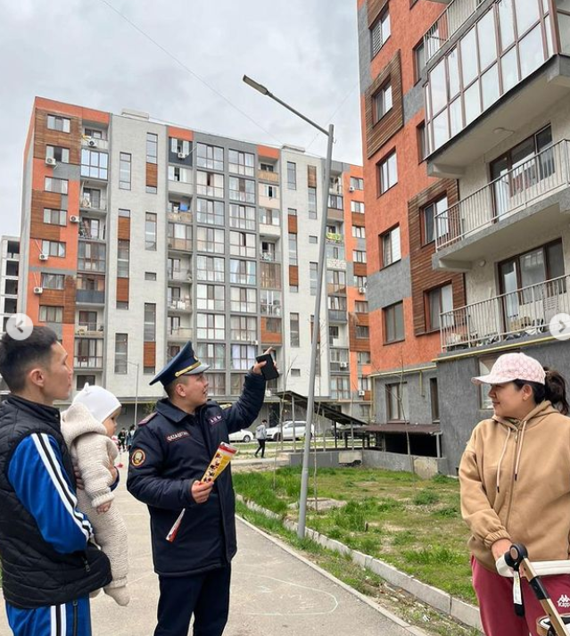 БАЛАЛАРДЫ ТЕРЕЗЕДЕН ҚҰЛАП КЕТУІНЕН ҚОРҒАҢЫЗ!