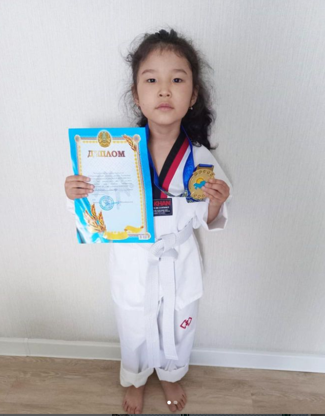 1 «Ә» сынып оқушысы Бейсен Інжу жүлделі 2-орынды иеленді.