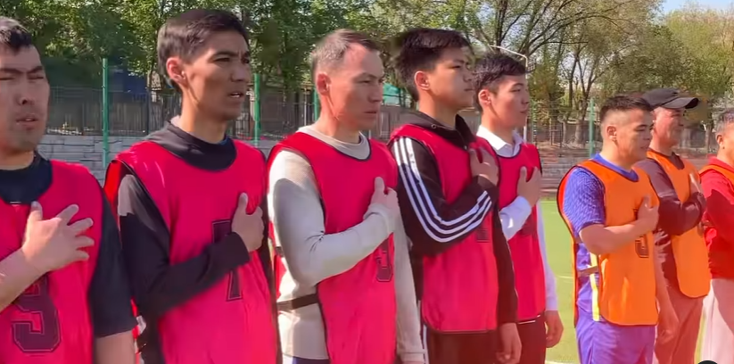 “Әкелер” арасында ұйымдастырылған мектепішілік футбол жарысы өтті.