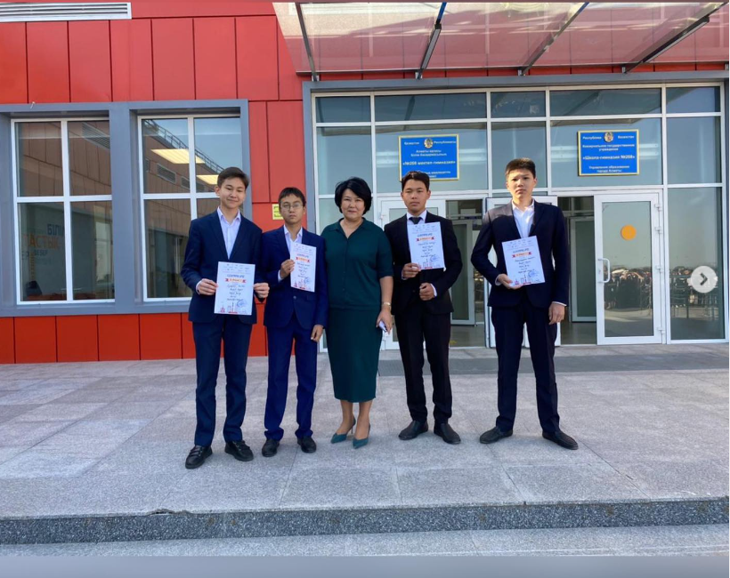 STUDENT ROBOTICS CHALLENGE- 2023, KBTU” атты Республикалық зияткерлік командалық байқау ұйымдастырылды.