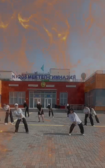 1 маусым – халықаралық балалар мерекесі.