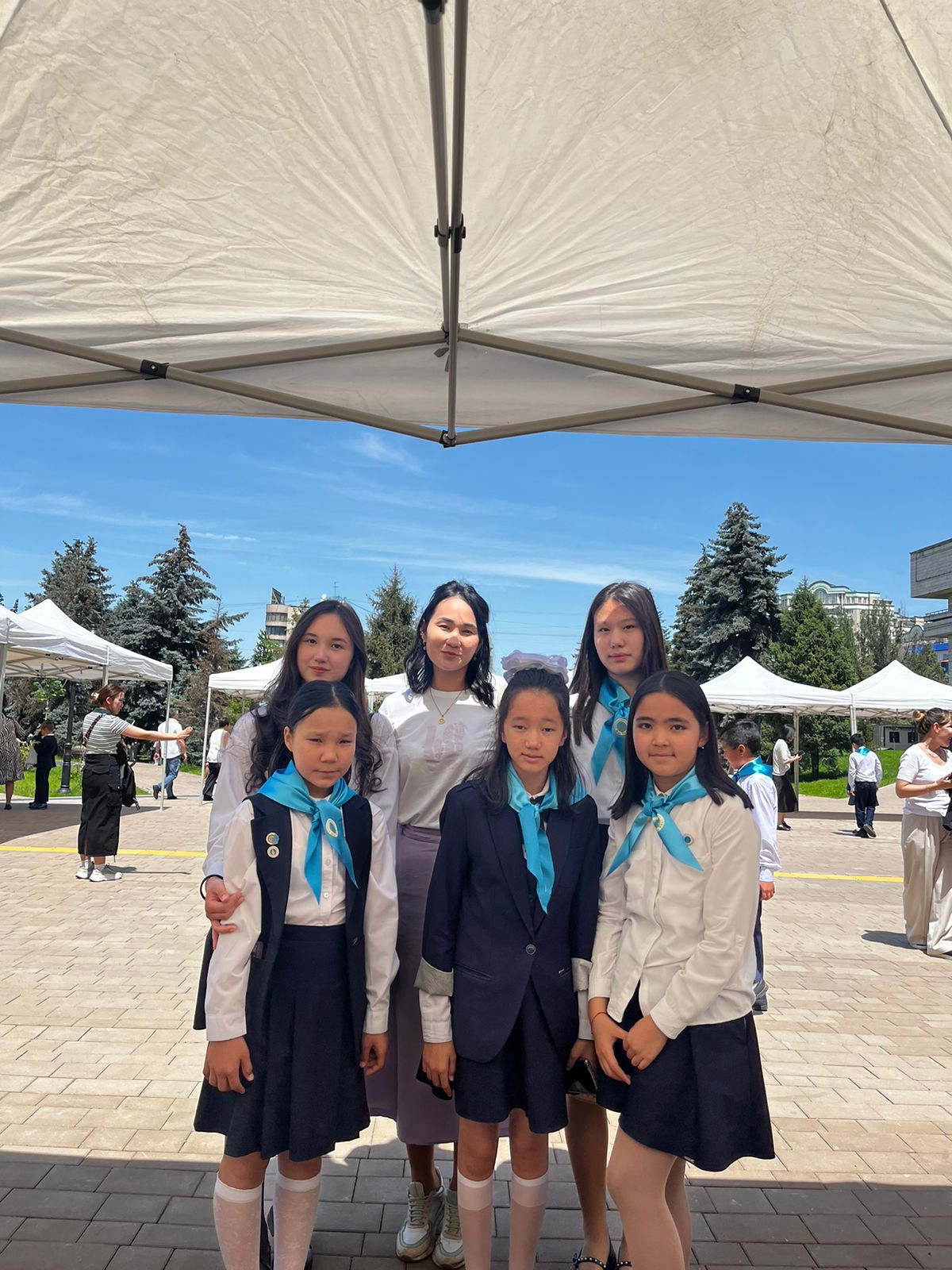 Оқушылар сарайында Республикалық “Жас ұлан” бірыңғай балалар мен жасөспірімдер ұйымы қатарына қабылдау рәсіміне арналған салтанатты жиын өтті.