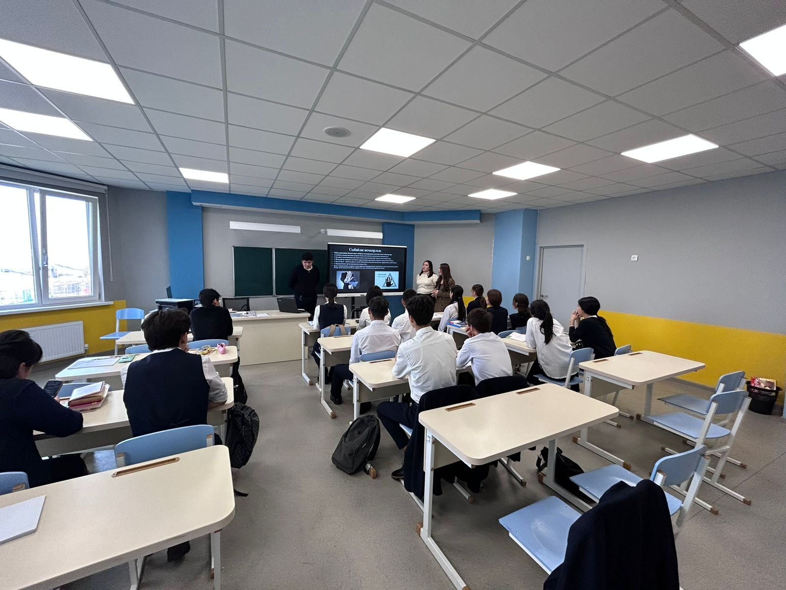 «Сыбайлас жемқорлық және онымен күресу жолдары» тақырыбында адалдық сағатын өткізді.